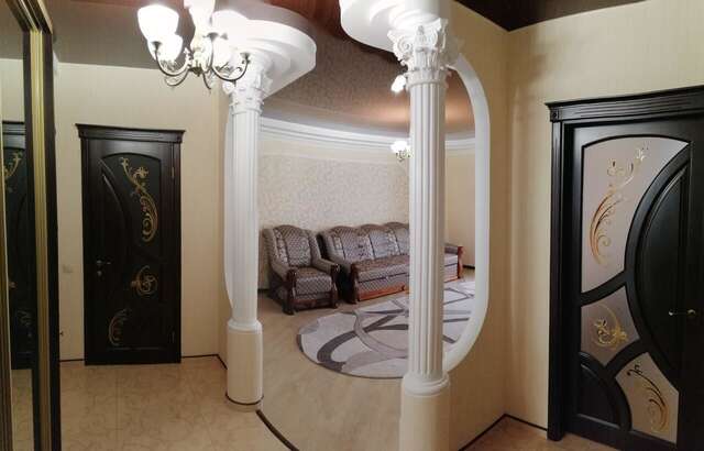 Апартаменты 2х комнатный люкс на Подолье Винница-10